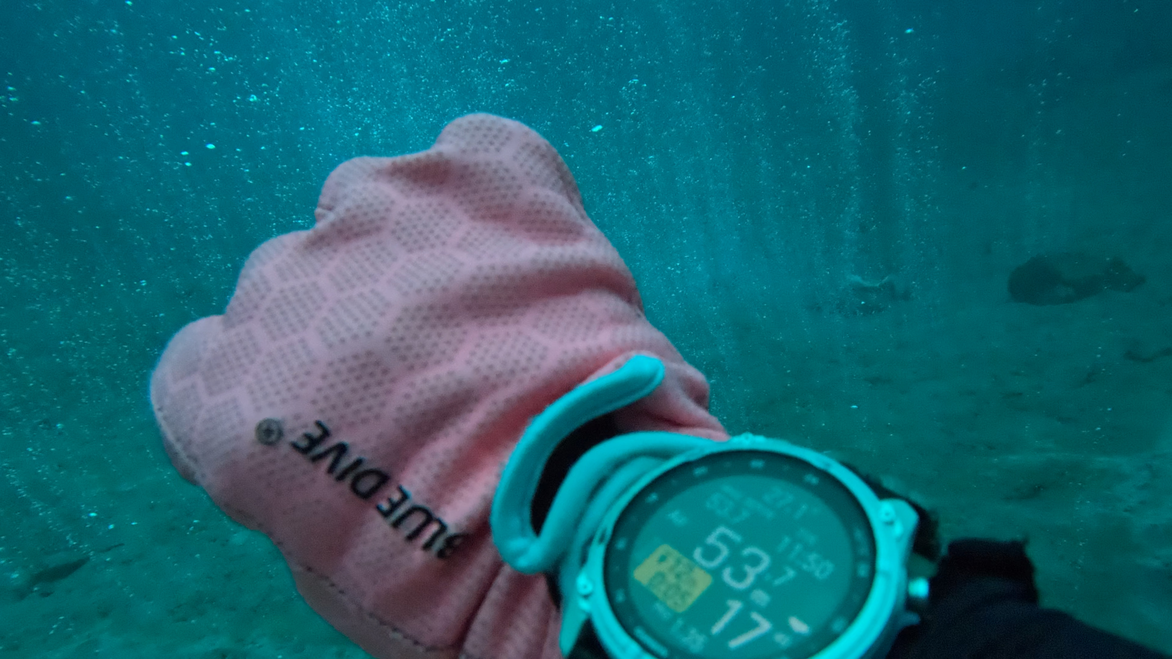 Tech Diving in Anilao, Batangas: Mainit Bubble